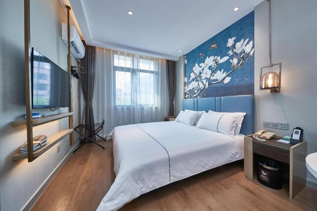 Magnotel Business Minhang Wujing East China Normal 3*